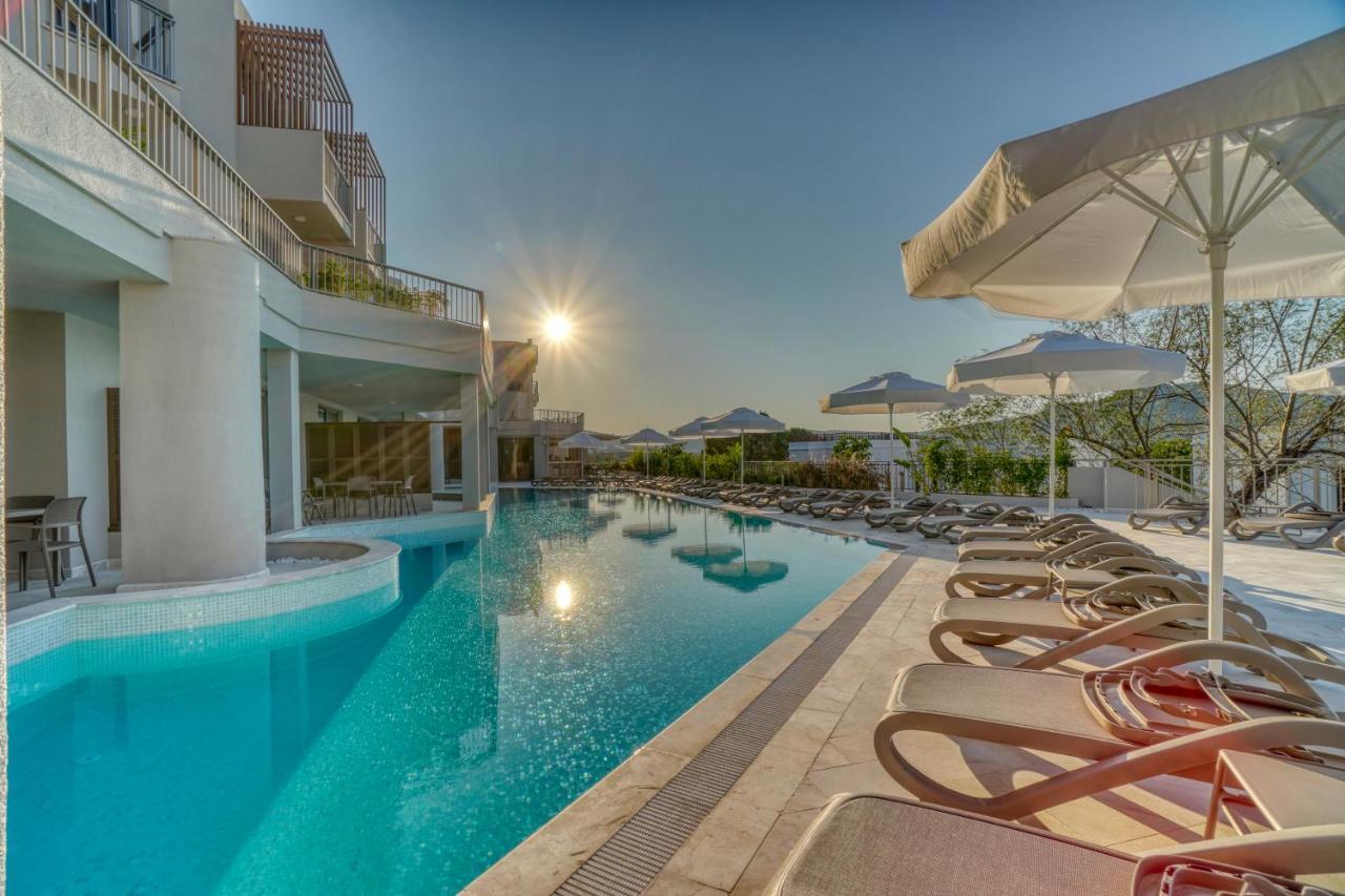Olira Tuerkbuekue Residences Otel *