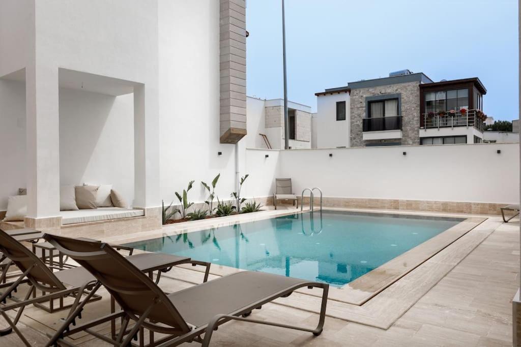 Luxury 4 Bedroom With Private Pool 200m To - Yeni Duenya Villa *