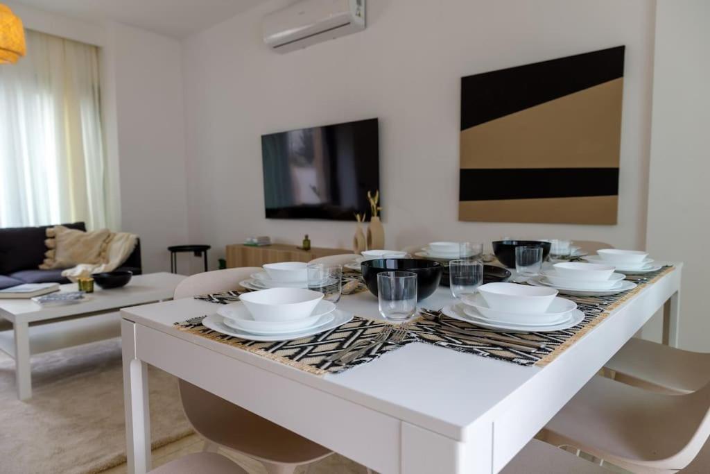 Luxury 4 Bedroom With Private Pool 200m To - Yeni Duenya Villa
