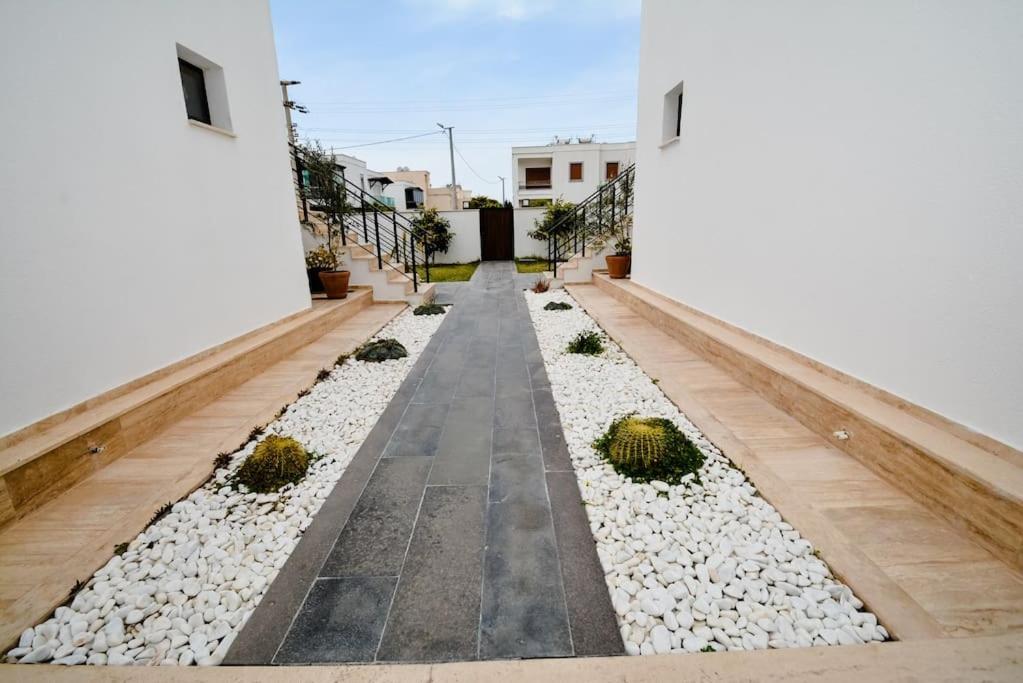 Brand New 2 Bedroom Garden Floor Flat With Pool B1