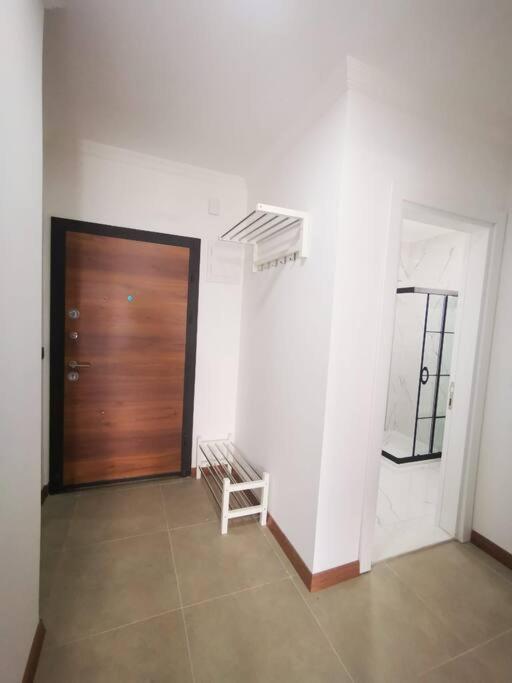 Brand New 2 Bedroom Garden Floor Flat With Pool B1 *