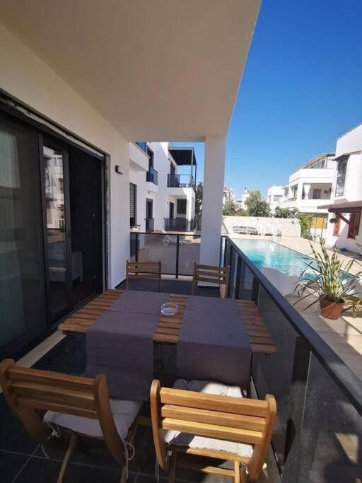 Appartement Brand New 2 Bedroom Garden Floor Flat With Pool B1 *