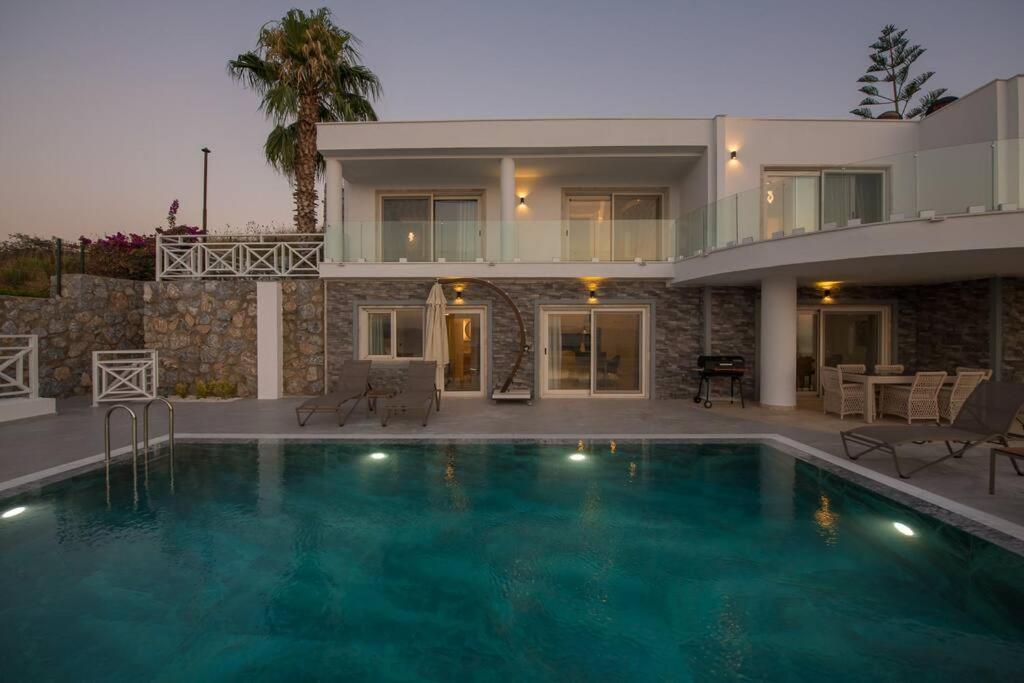 Front Super Boss 1 Villa Bodrum