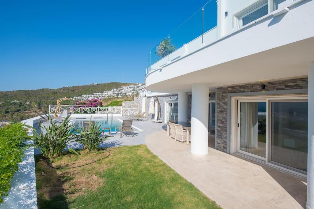 Villa Front Super Boss 1 Bodrum