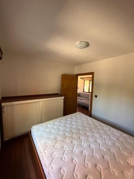 Two Bedroom House By The Sea In The Village Of Mazi *