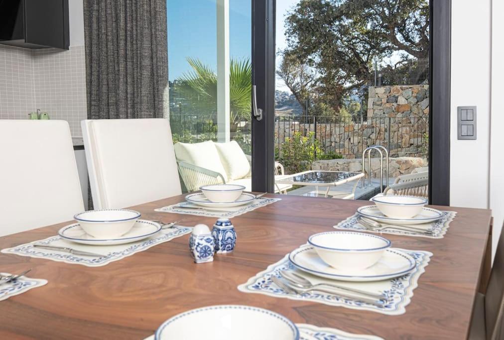 Al Mare 2; Koyunbaba'da Oezel Havuzlu Villa *