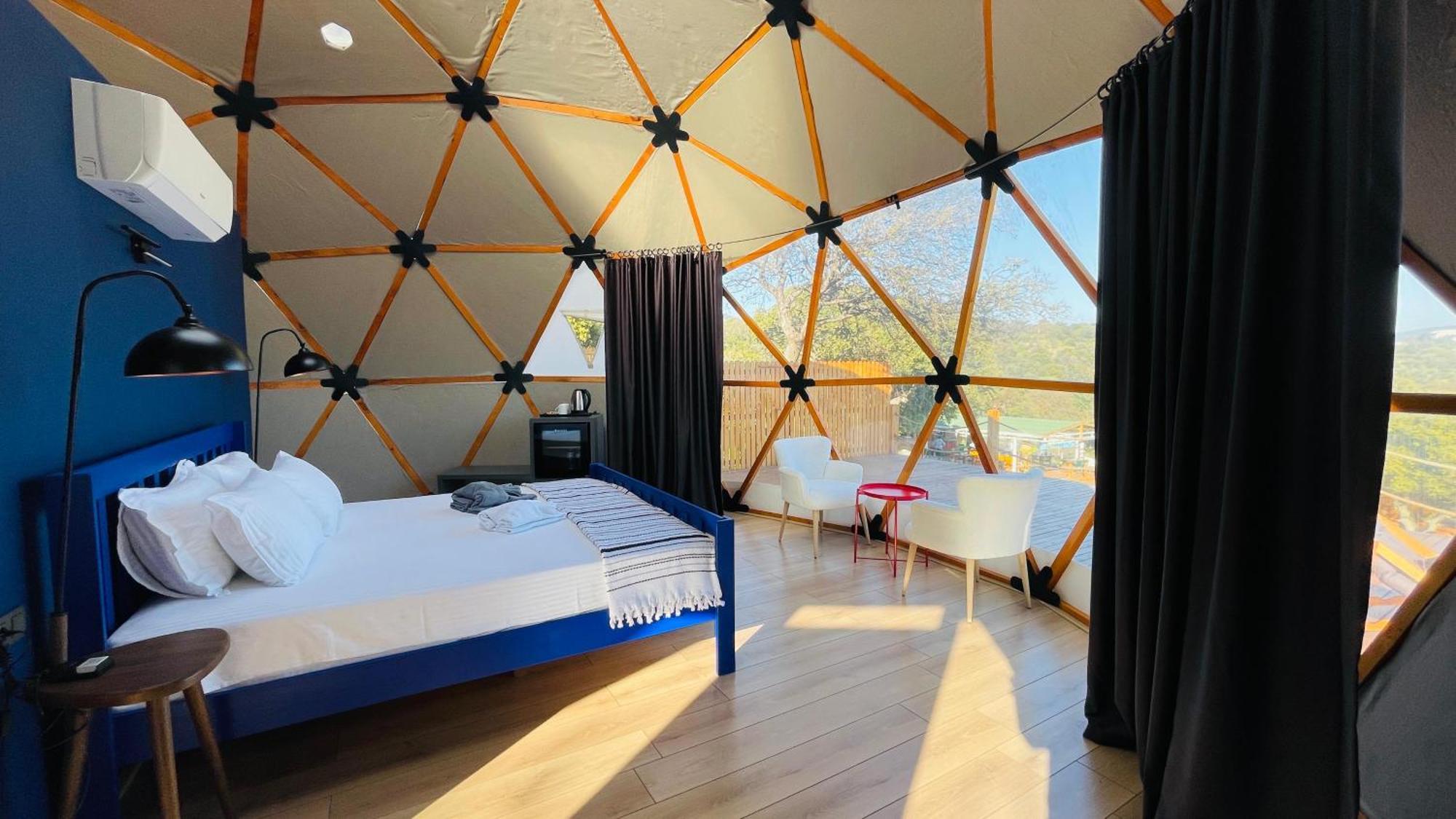 Dome Luxe tent *