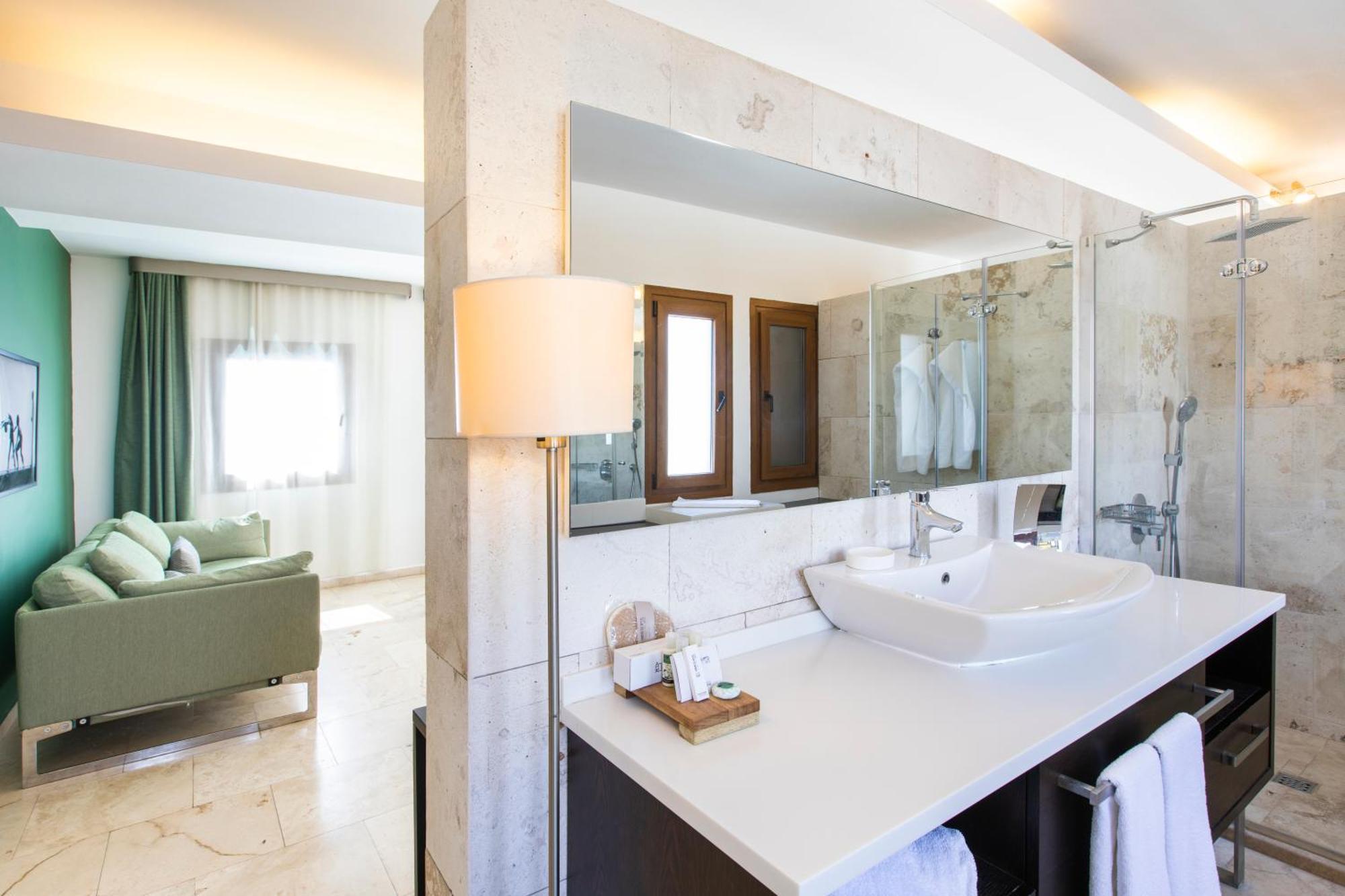 Otel Manastir & 4*