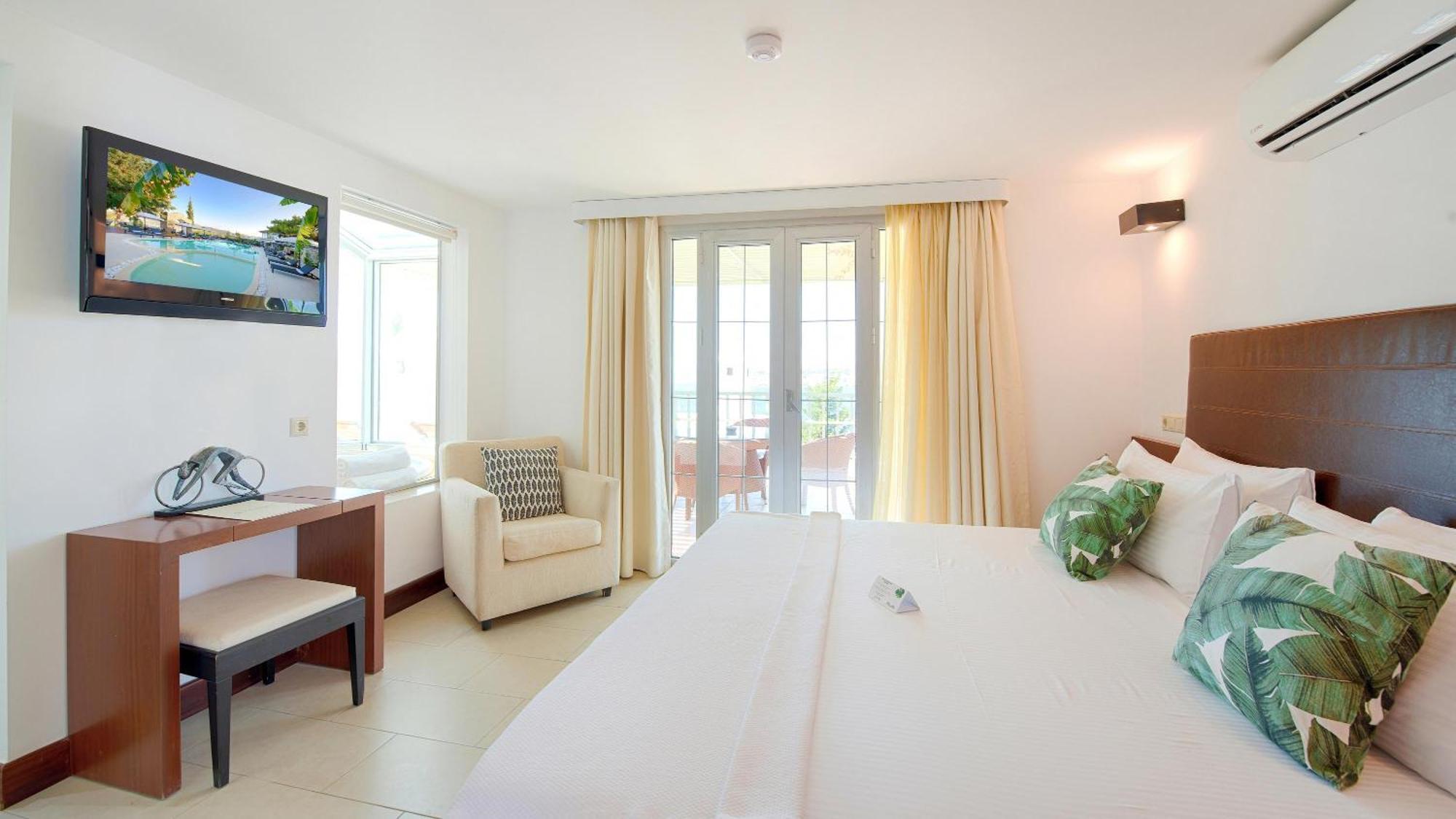 Otel Manastir &