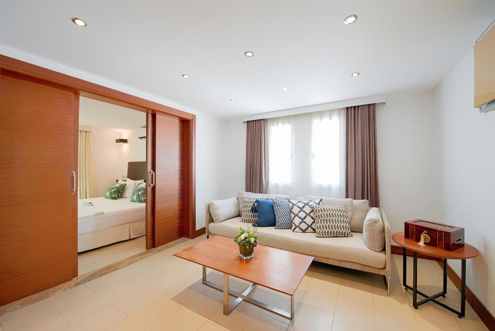 Otel Manastir & 4*