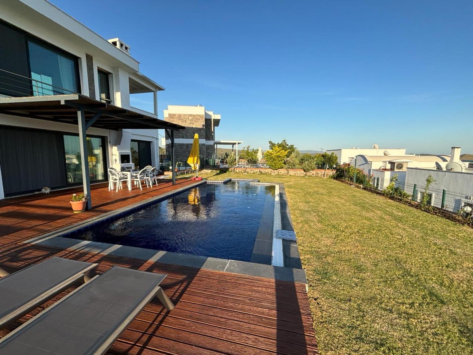 Villa A Ortakentyahsi
