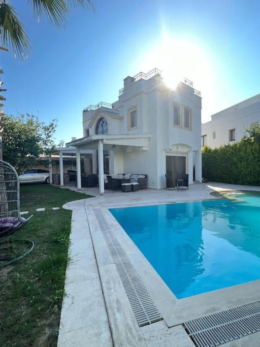 Dilayla Villa