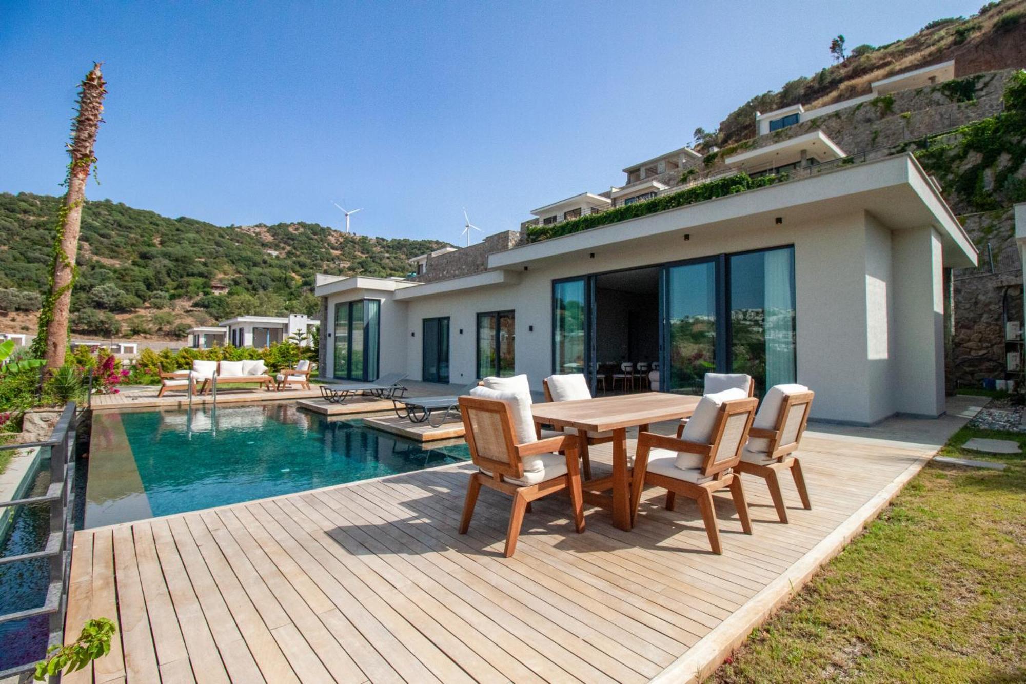 Loca 2 Yalikavak'ta Ultra Luex Tatil Deneyimi * Bodrum