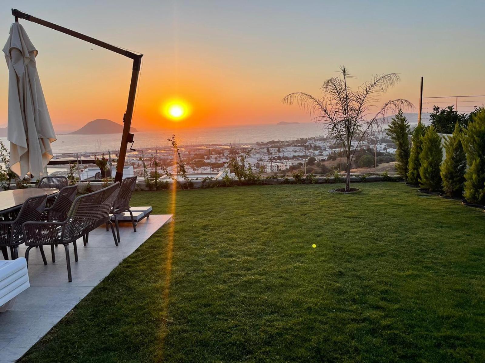 Luxury With Stunning Sea View And Spectacular Sunsets Villa