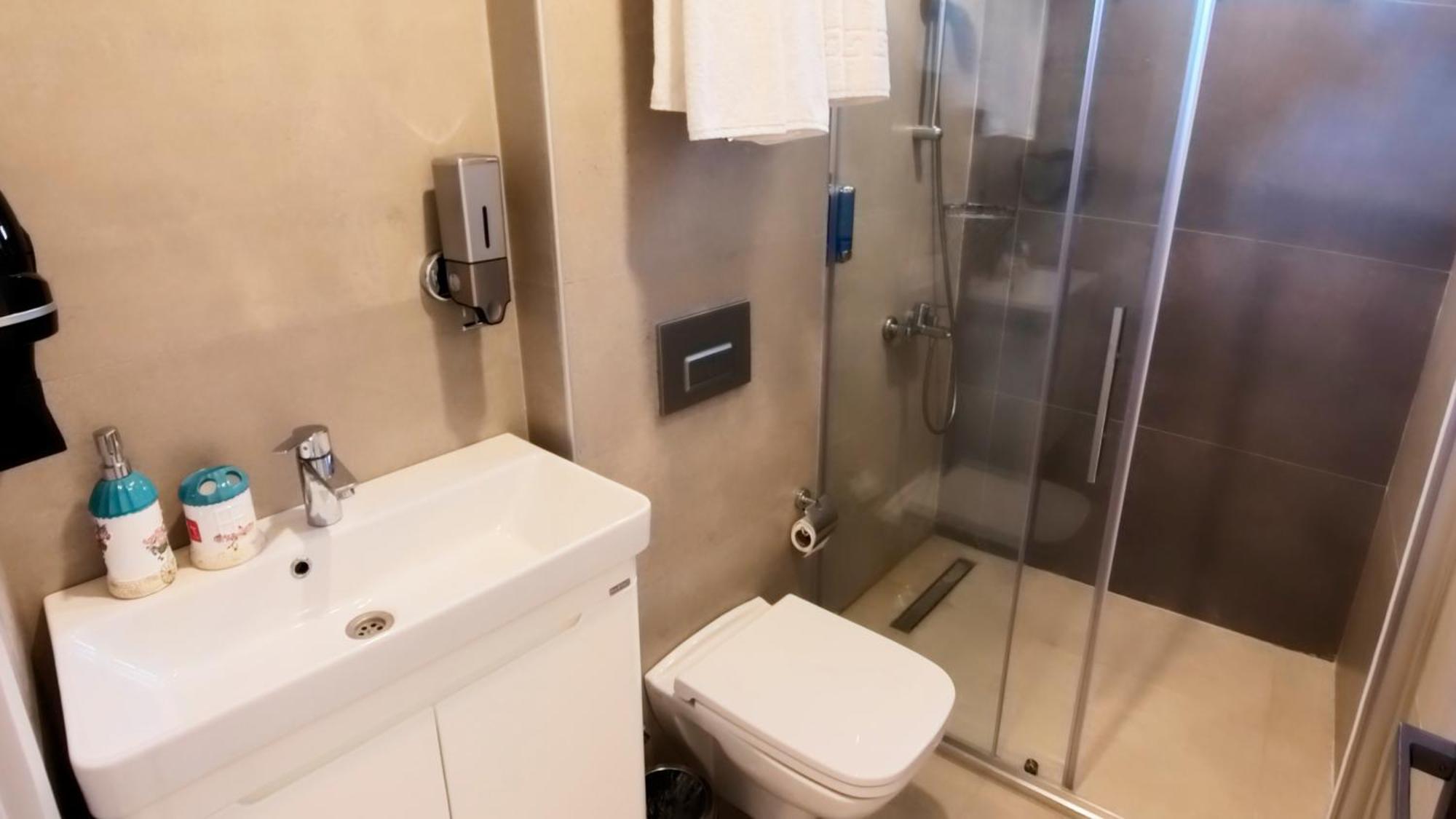 Otel Derin 2*