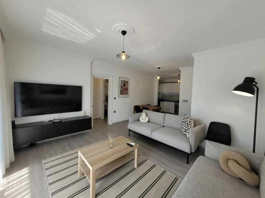 Brand New 2 Bedroom Modern Flat In Center 2 * Bodrum