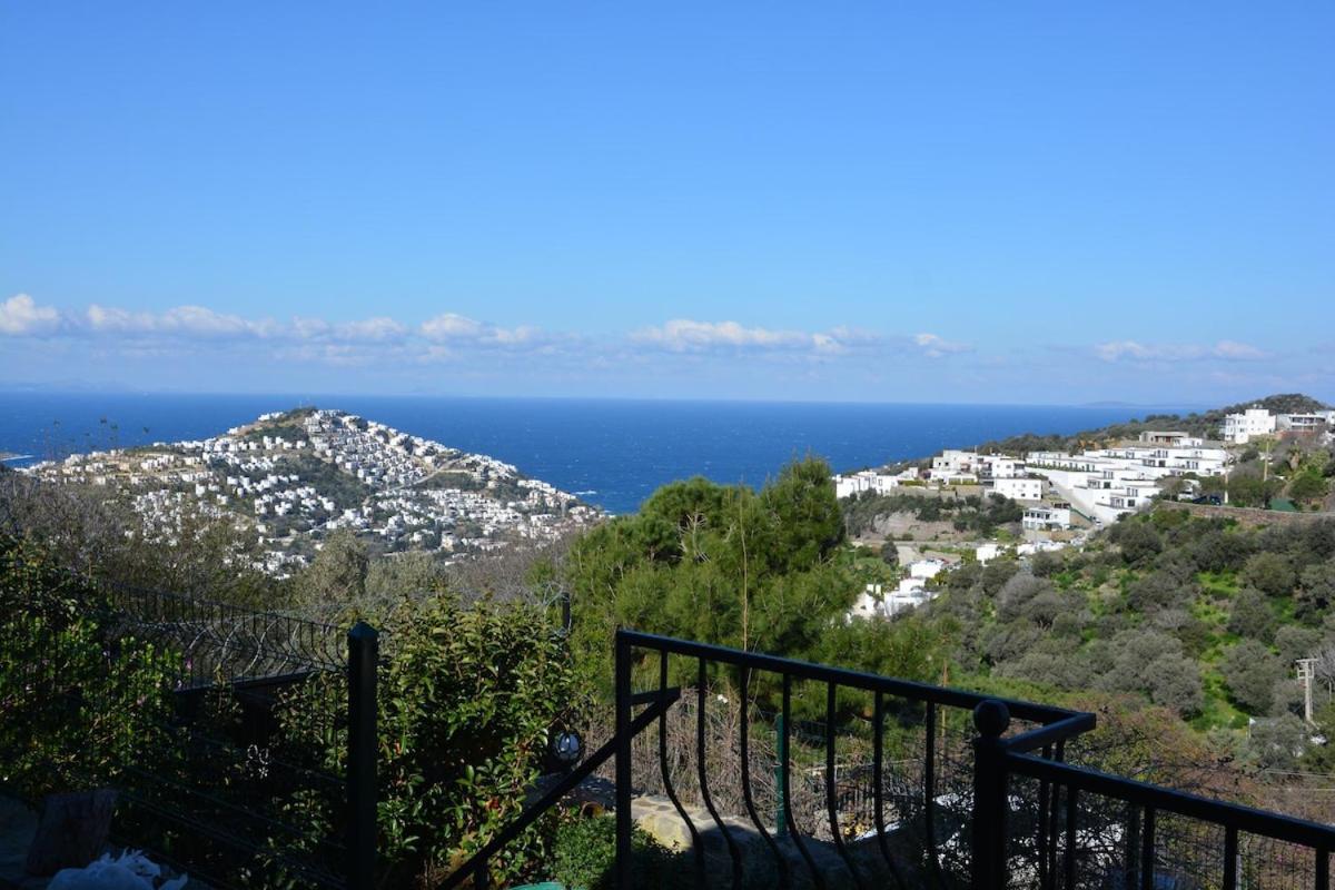 Stone With Private Pool Villa