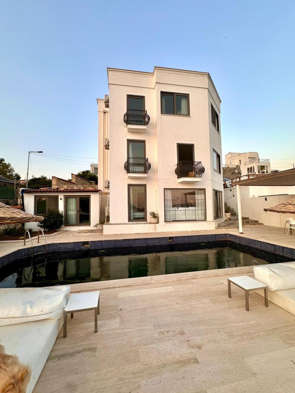 Unique House In Yalikavak With Private *