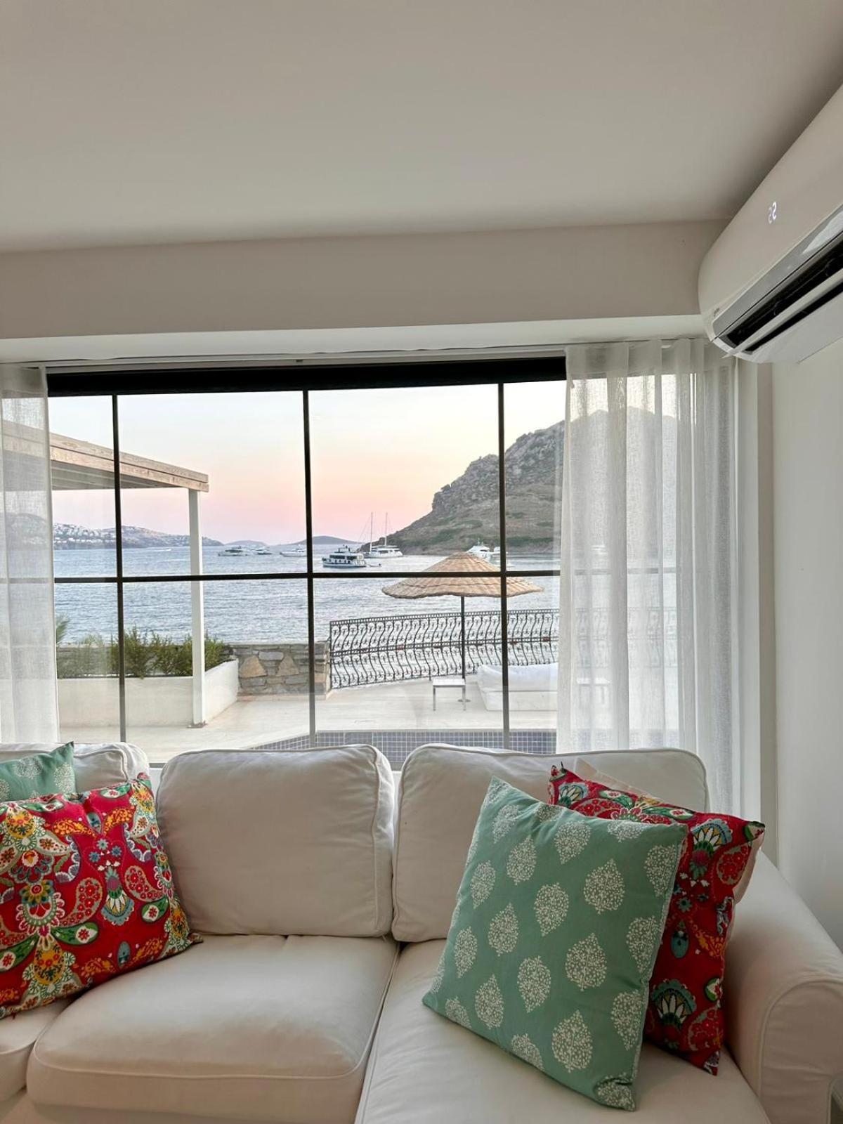 Unique House In Yalikavak With Private Holiday home
