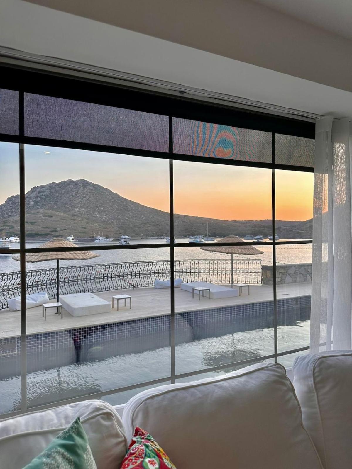 Unique House In Yalikavak With Private