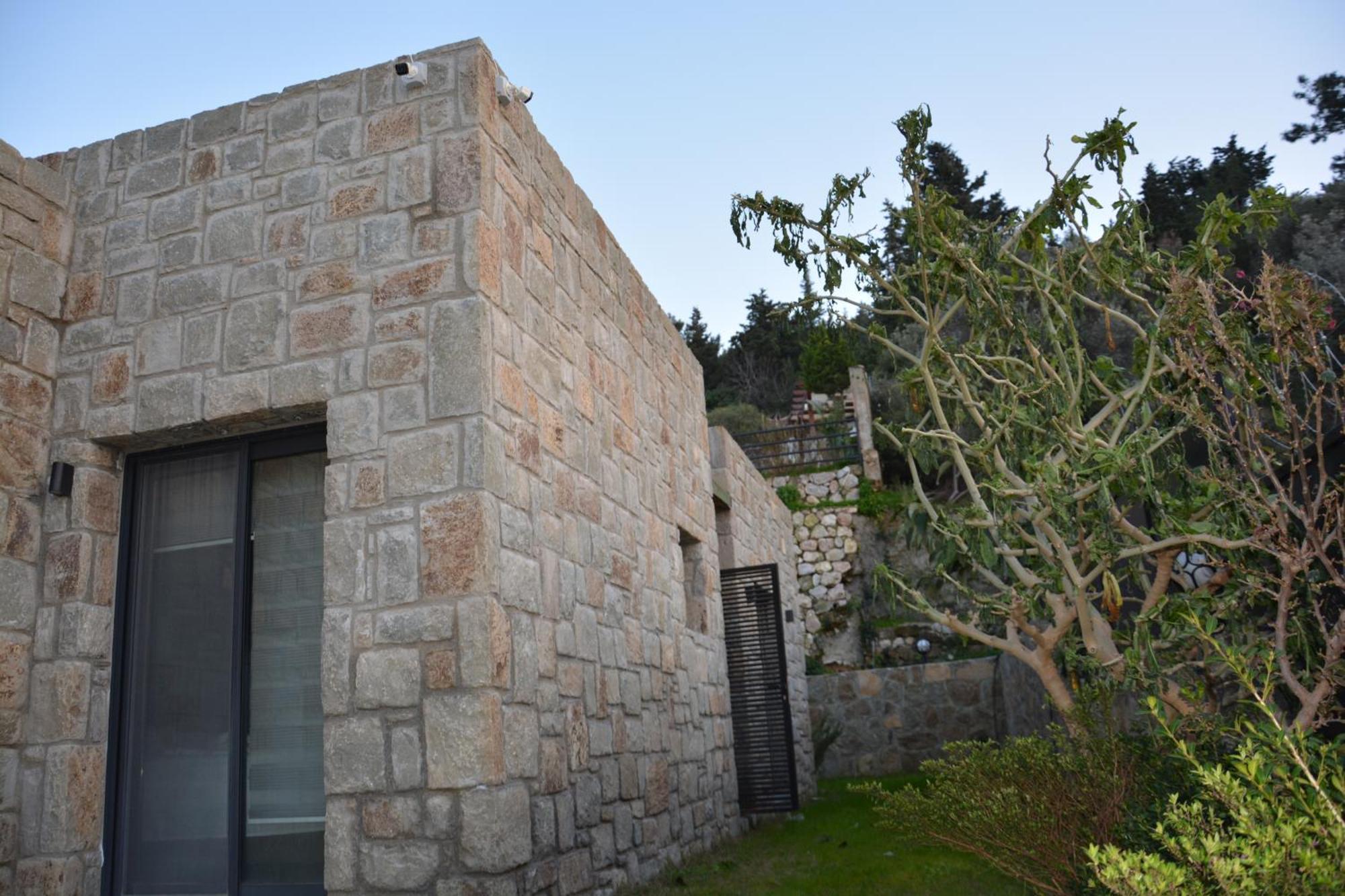 Stone With Private Pool Villa *