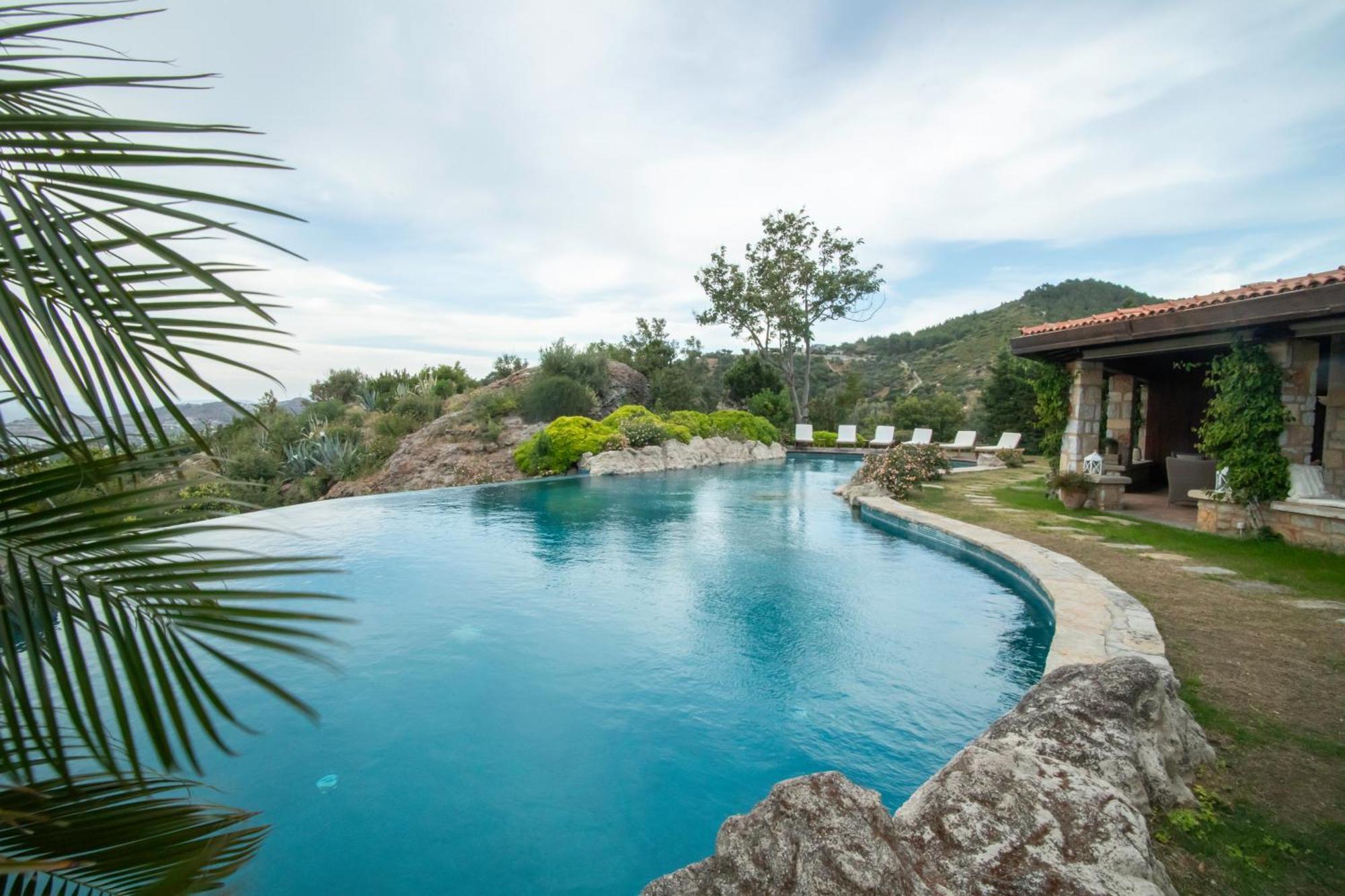 Ultra Luxury Hill Mansion, Yalikavak Villa *