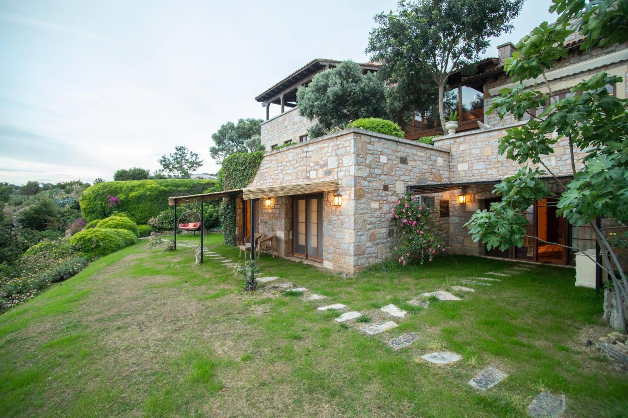 Ultra Luxury Hill Mansion, Yalikavak
