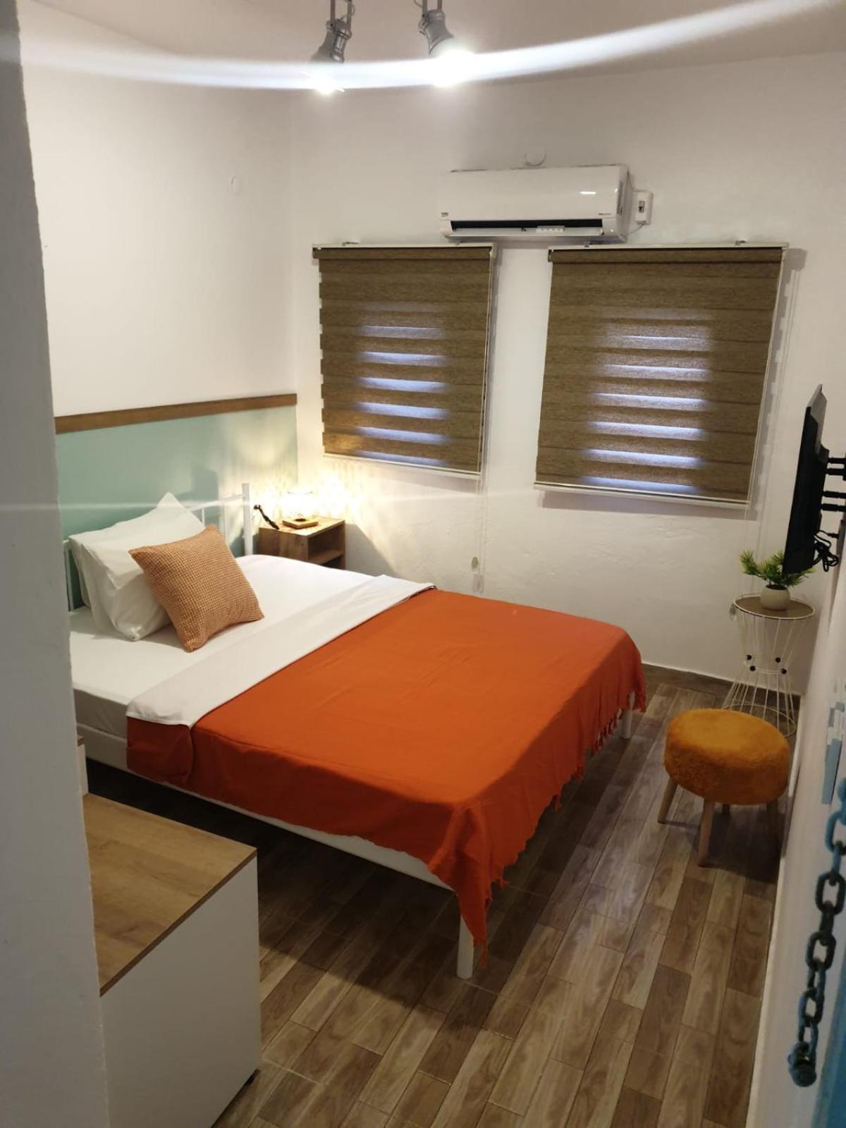 Kavala Hotel 2*