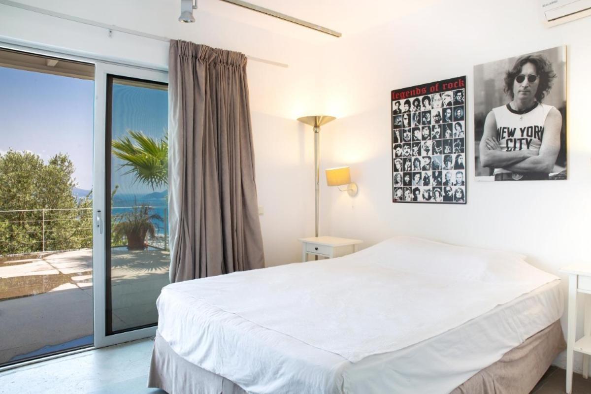 Villa Stunning Sea View & Private Garden In Bodrum