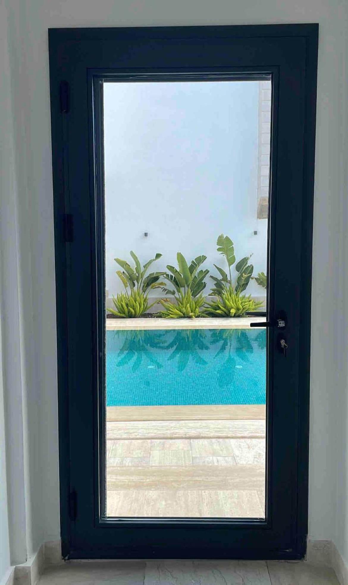 Villa Luxury 4 Bedroom With Private Pool 200m To - Yeni Duenya