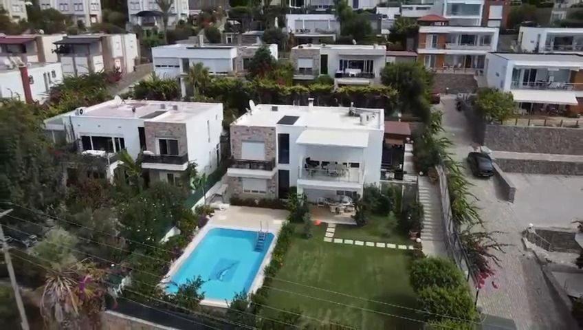 2-storey With Pool In Bodrum