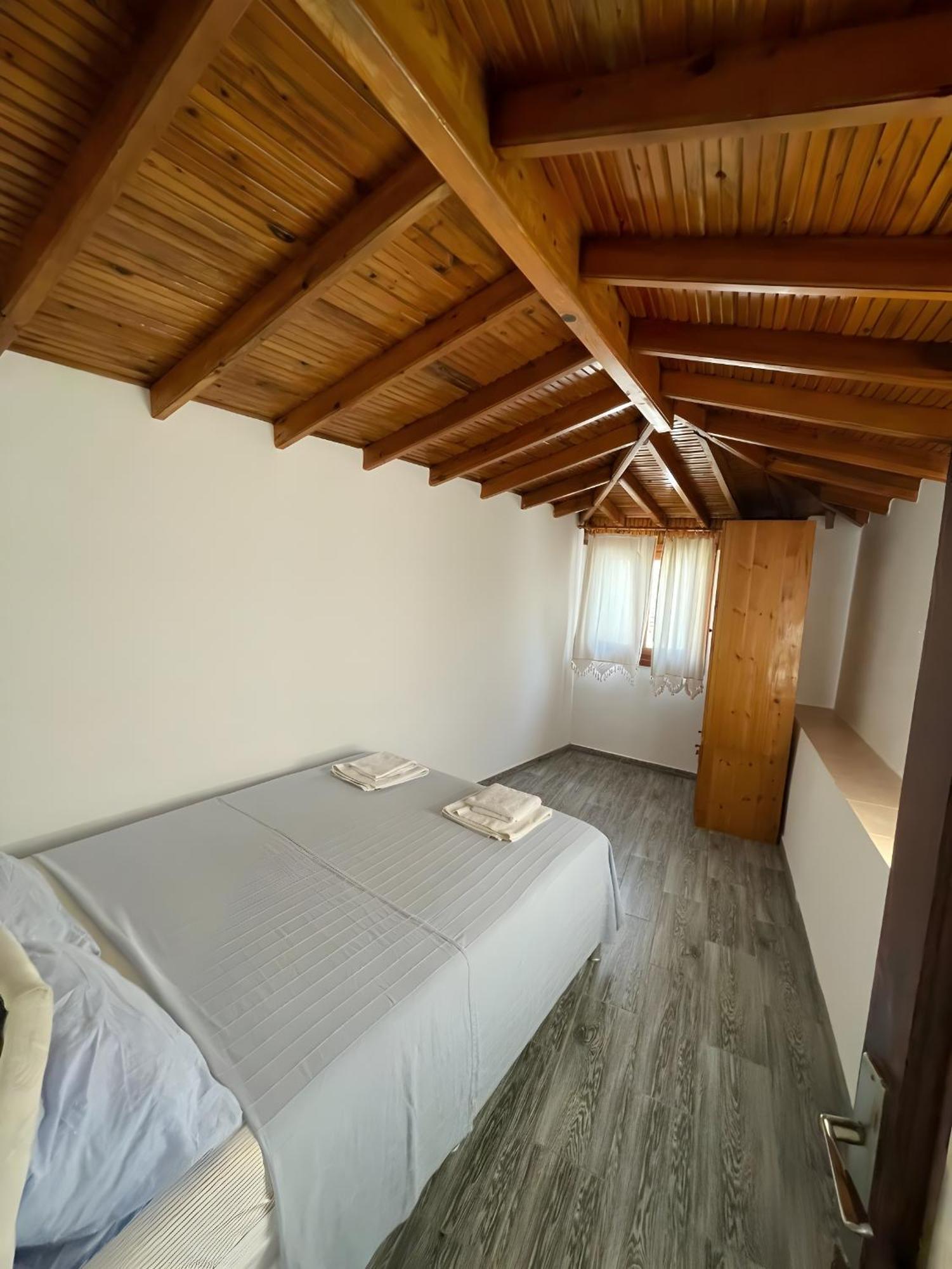 Hotel Derin 2*