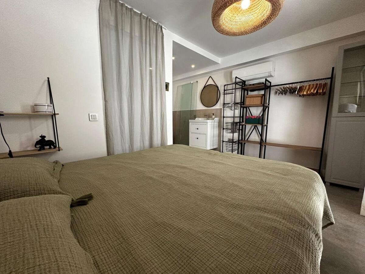 La With Private Holiday home