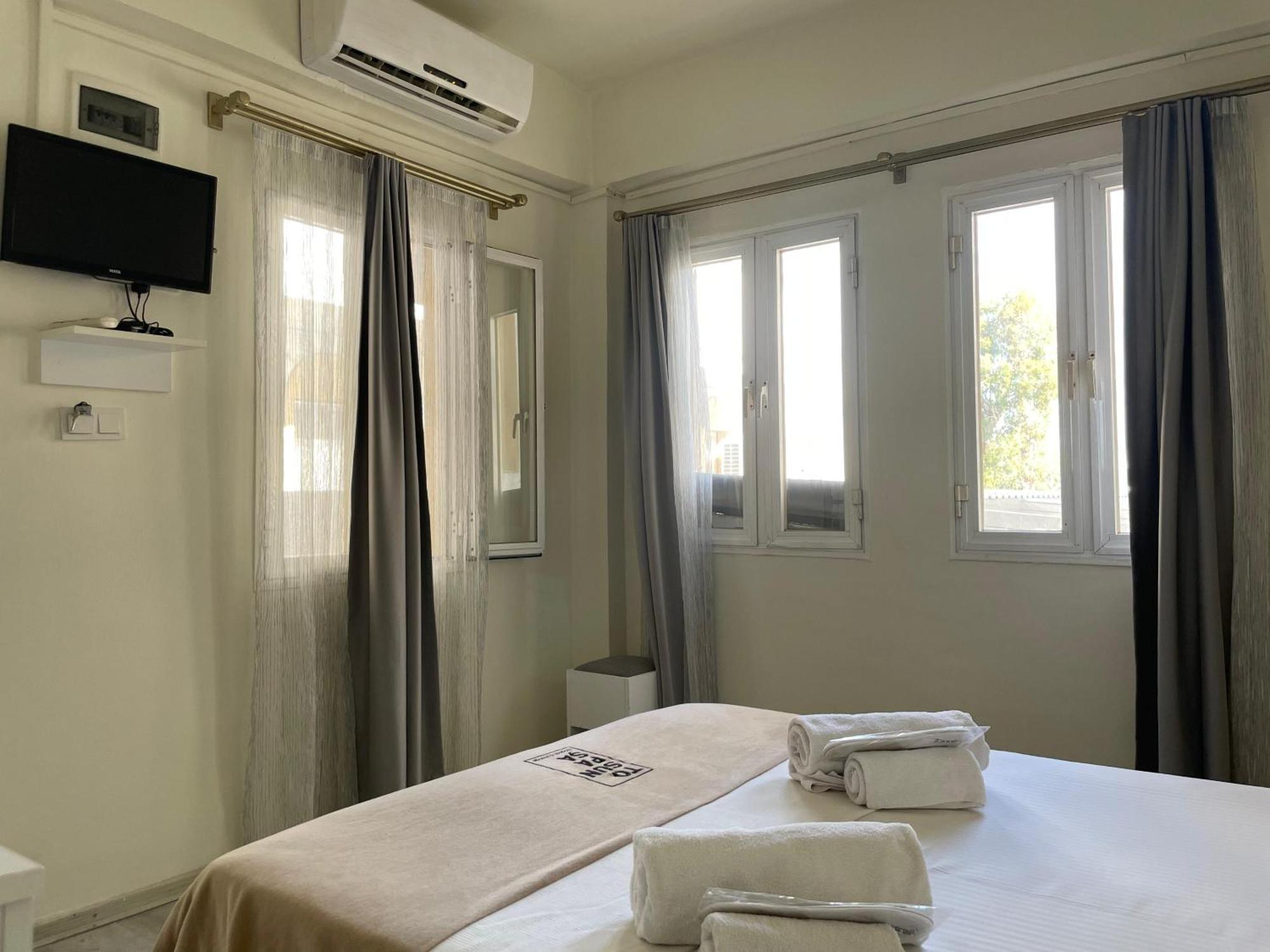 Oda ve Kahvaltı Tosunpasa Hookah Lounge Kafe Restroran Ve Turizm Otelcilik Bodrum