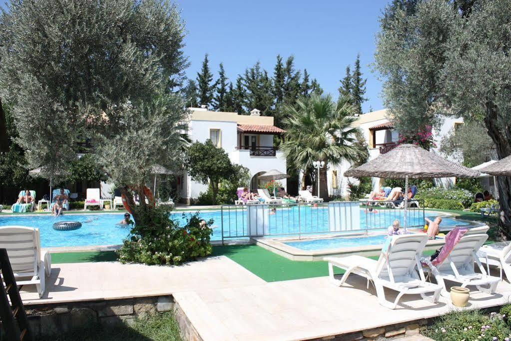 Otel Toloman Bitez Park 3*