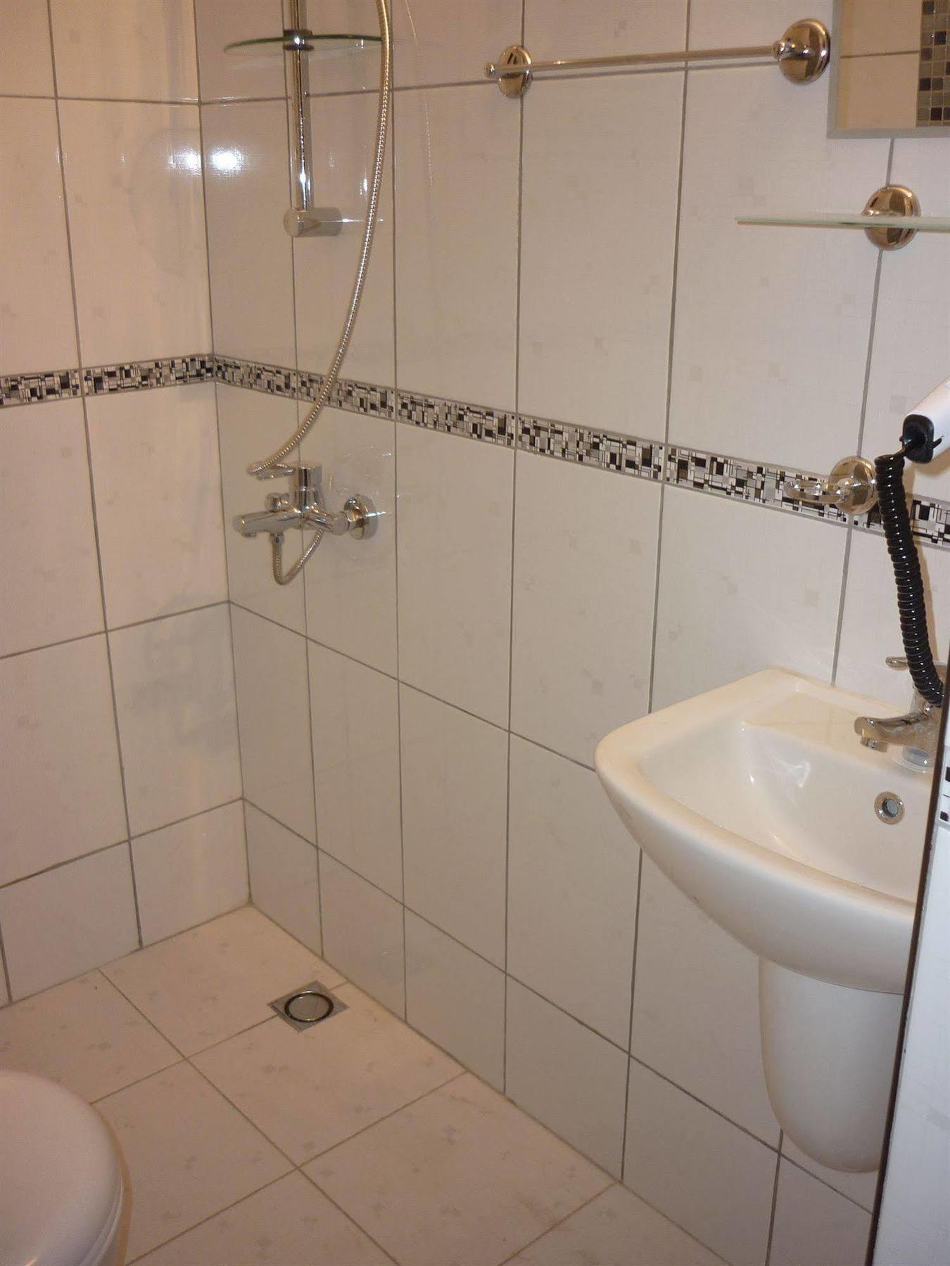 Denizati Hostel *