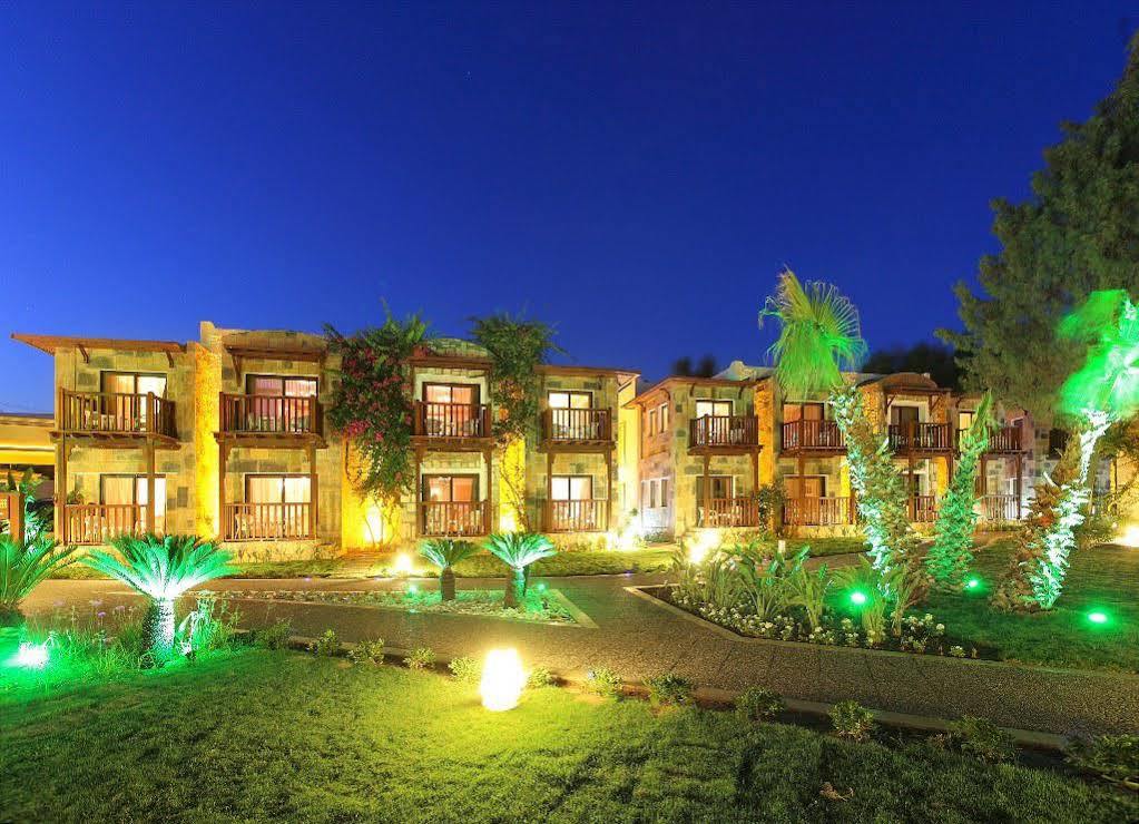 Camelot Boutique (adults Only) 4*