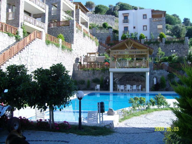 Apartment Nuhun Evleri