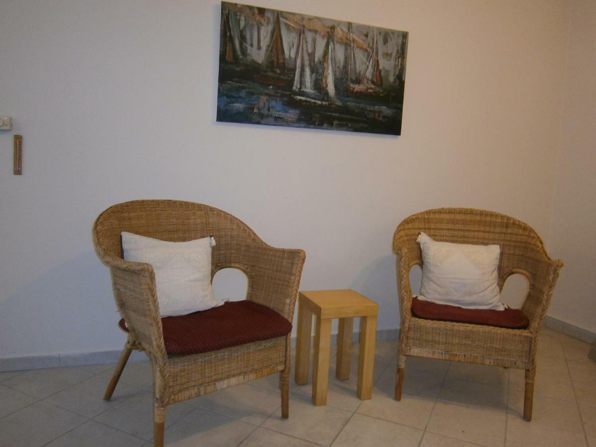Vista Suites *