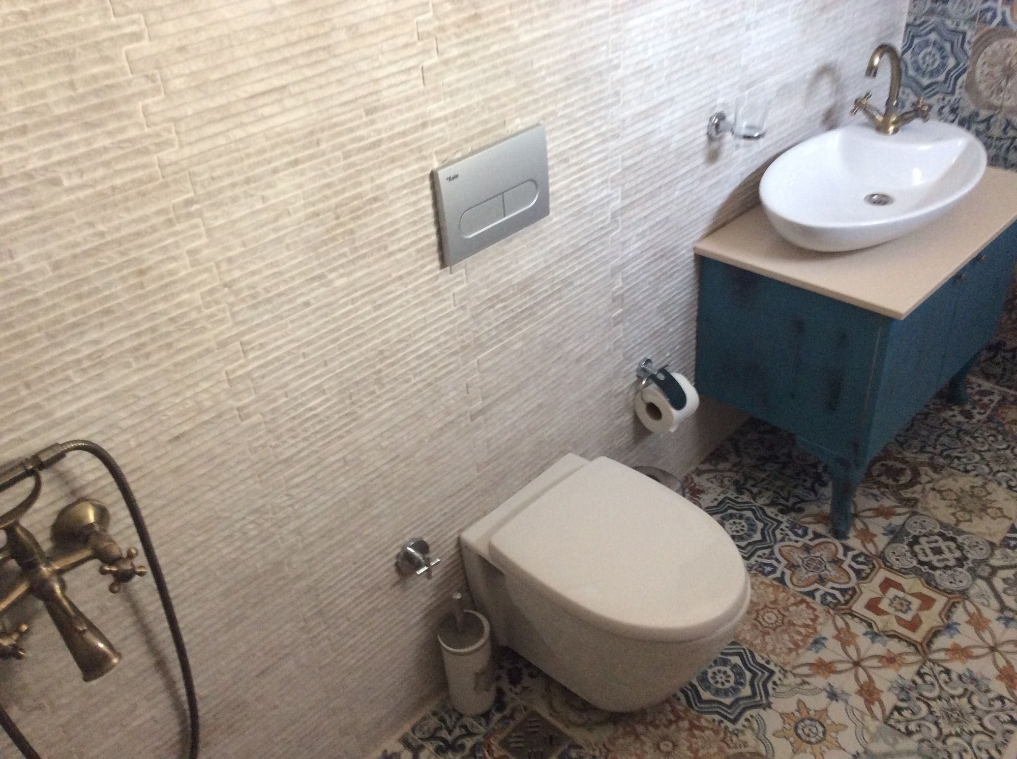 Stone House Hotel
