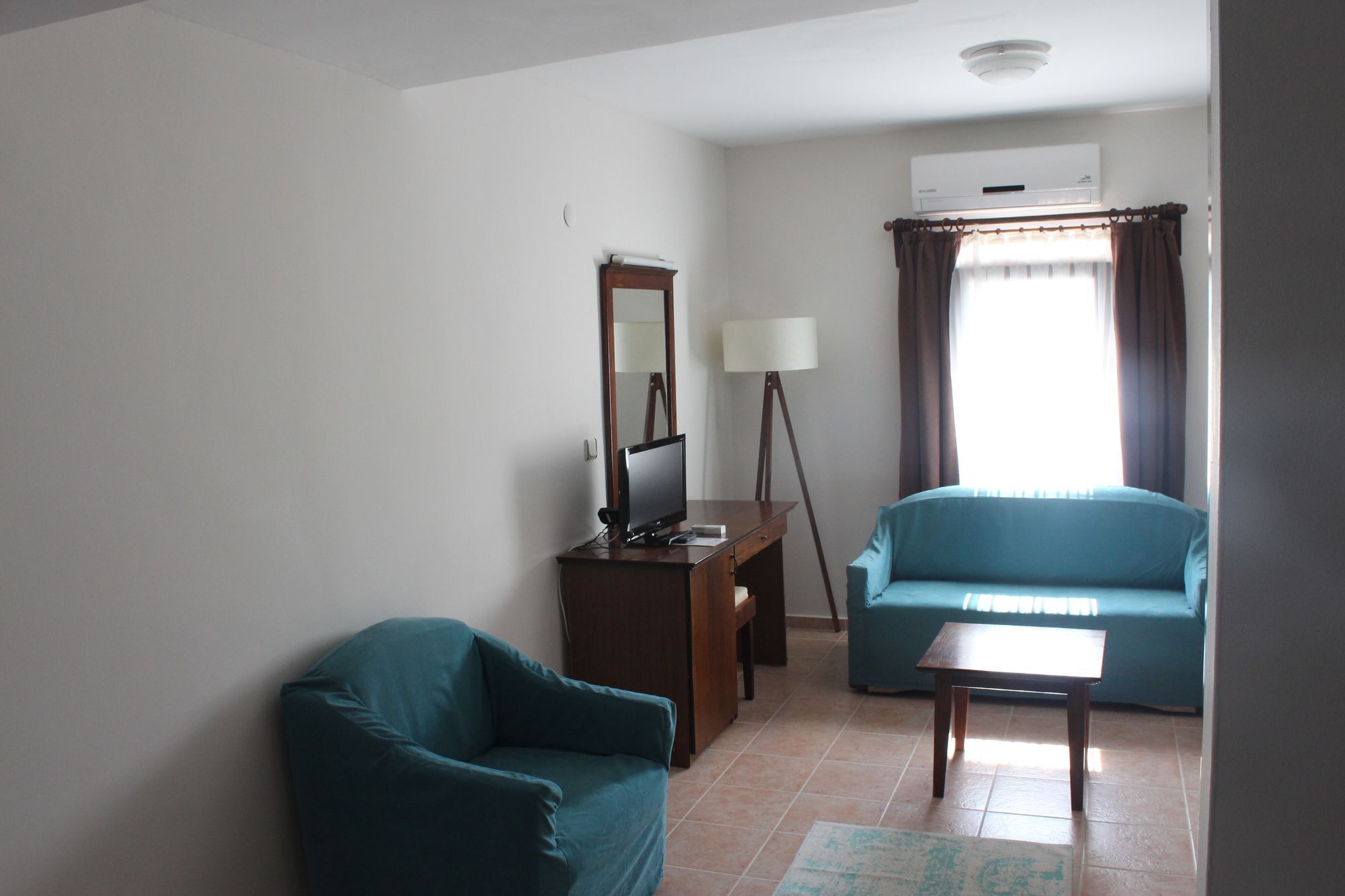 Hotel Oya Boutique And 3*