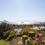 Splendid House With Sea View And Shared Pool In Bodrum