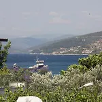 Umayra Otel