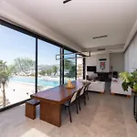 Vistaport B - Luxury Villa