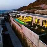 Villa Lamia