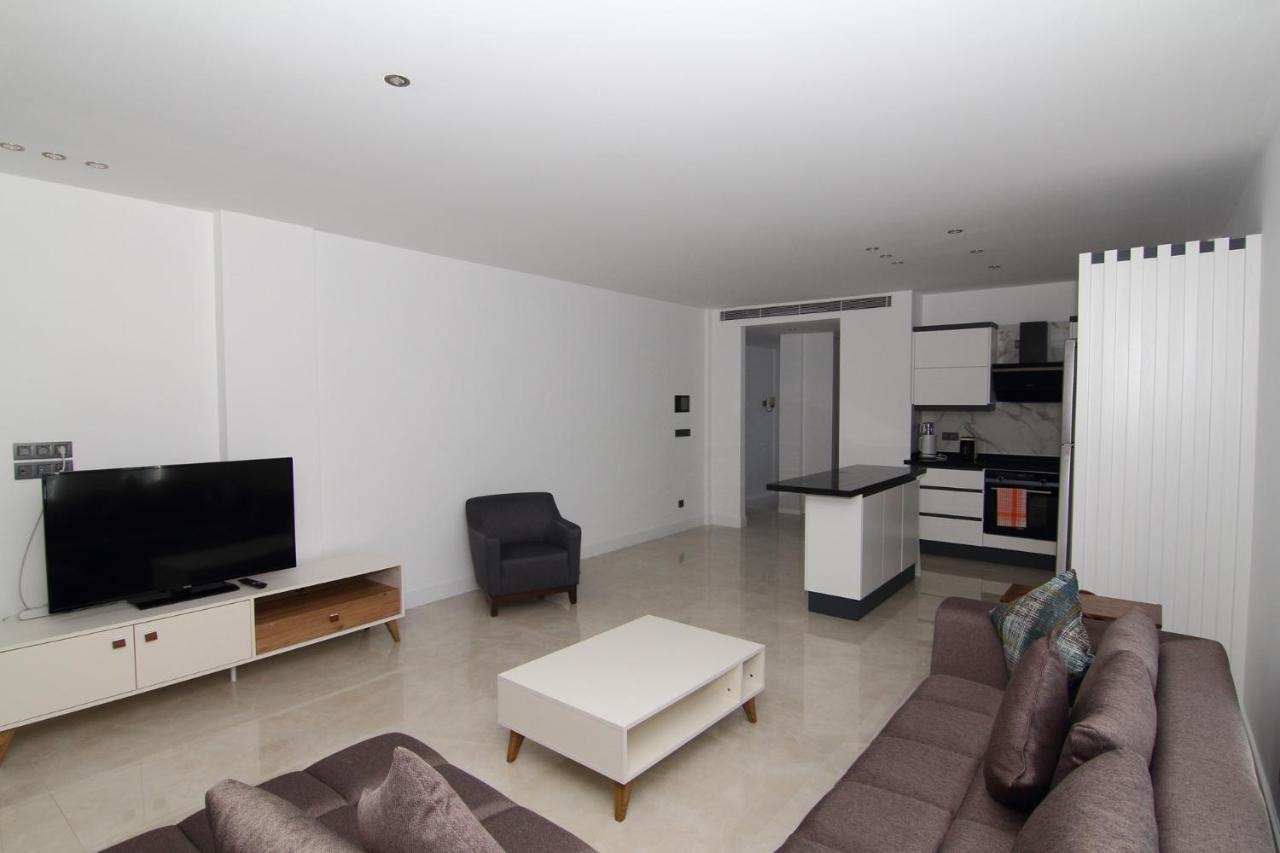 Marina Premium Residences