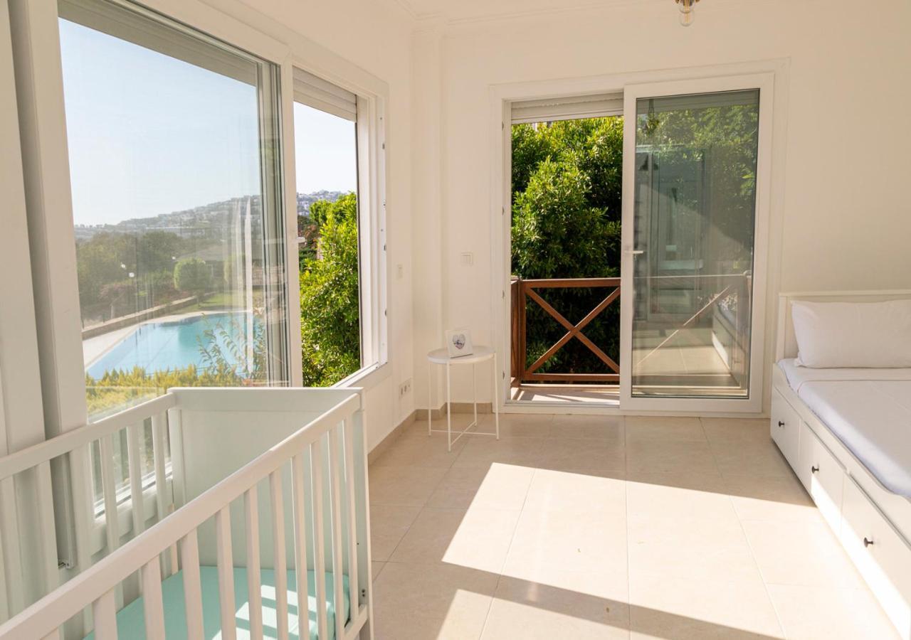 Splendid House With Sea View And Shared Pool In Apartamento Bodrum