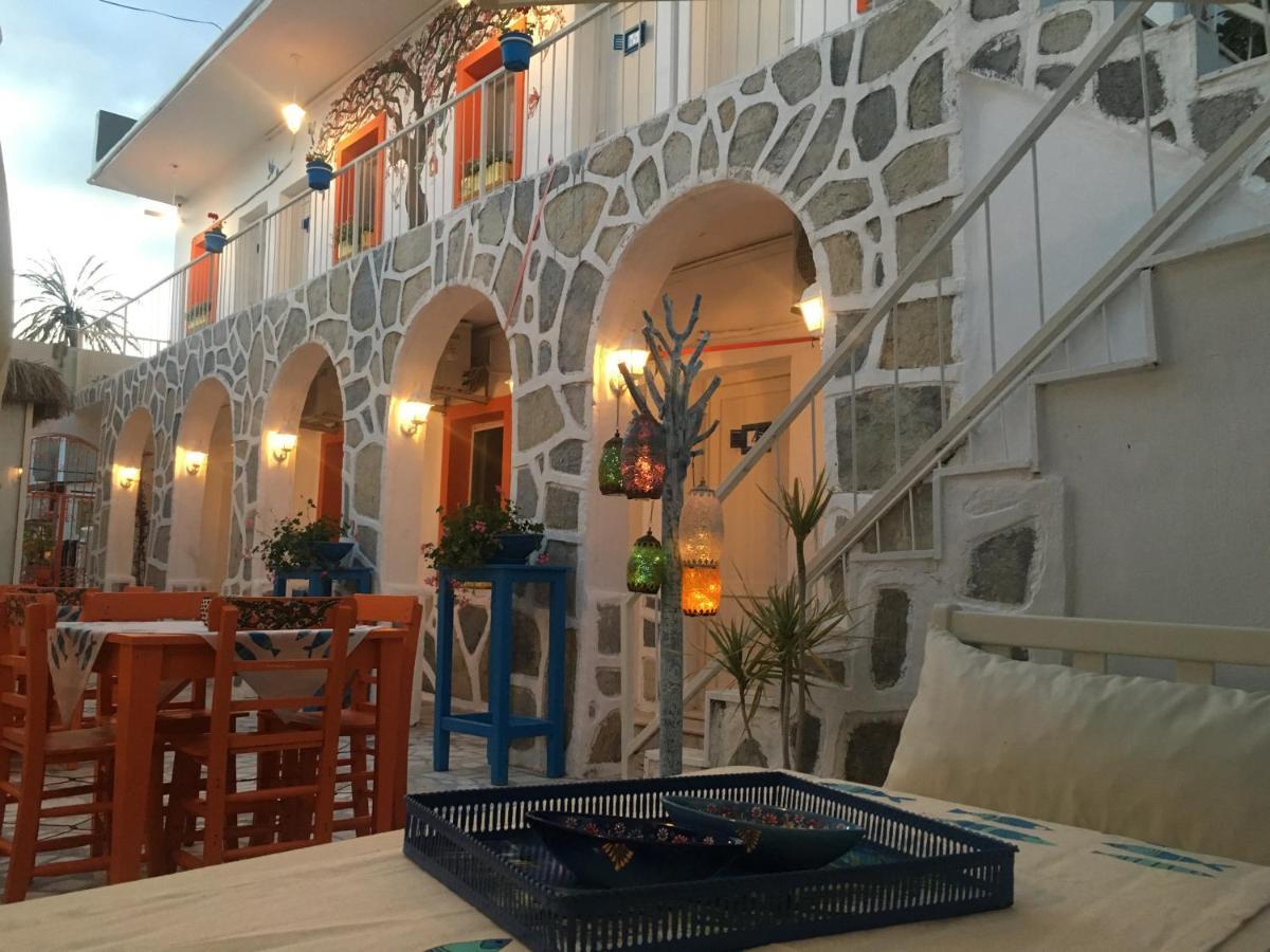 Sade Otel *