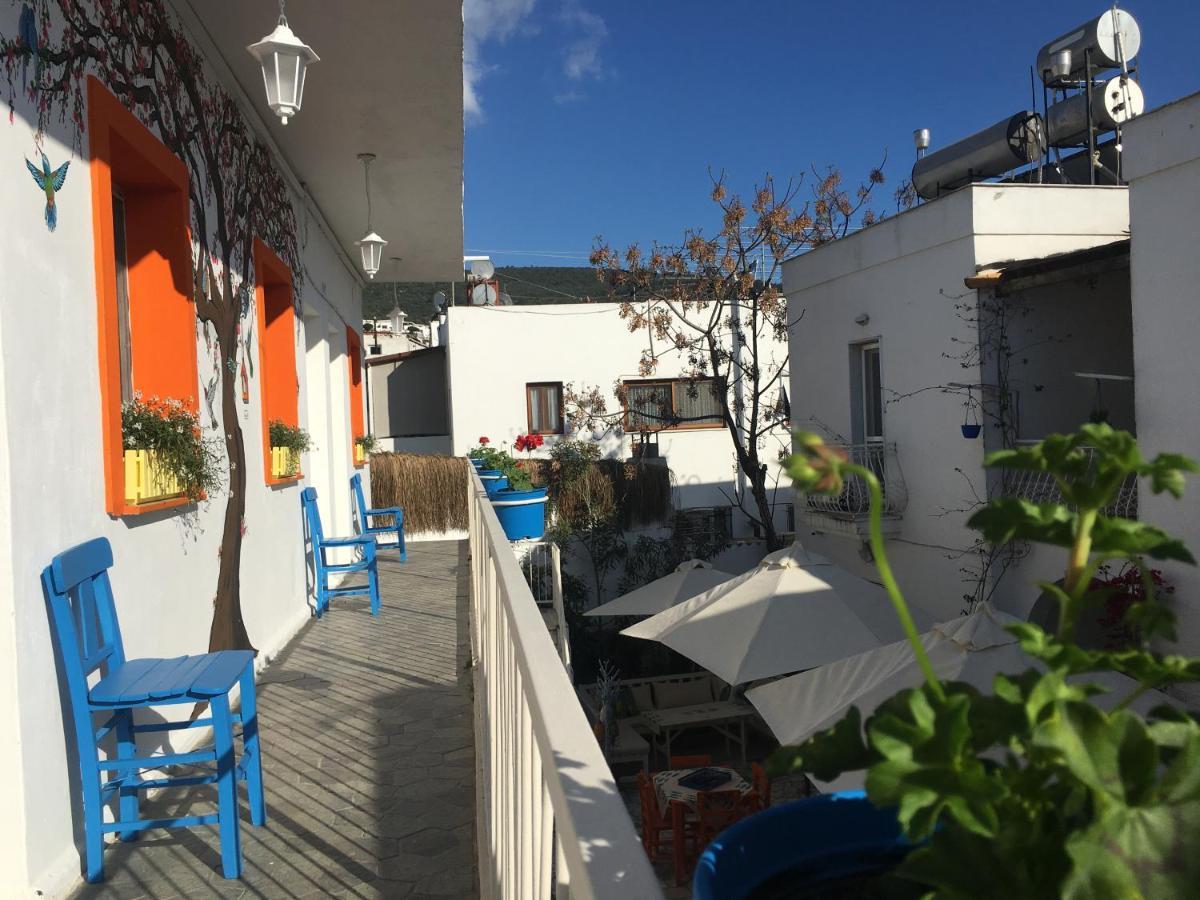 Sade Otel *