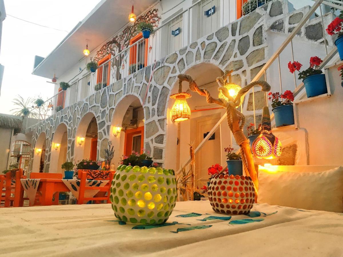 Sade Otel *